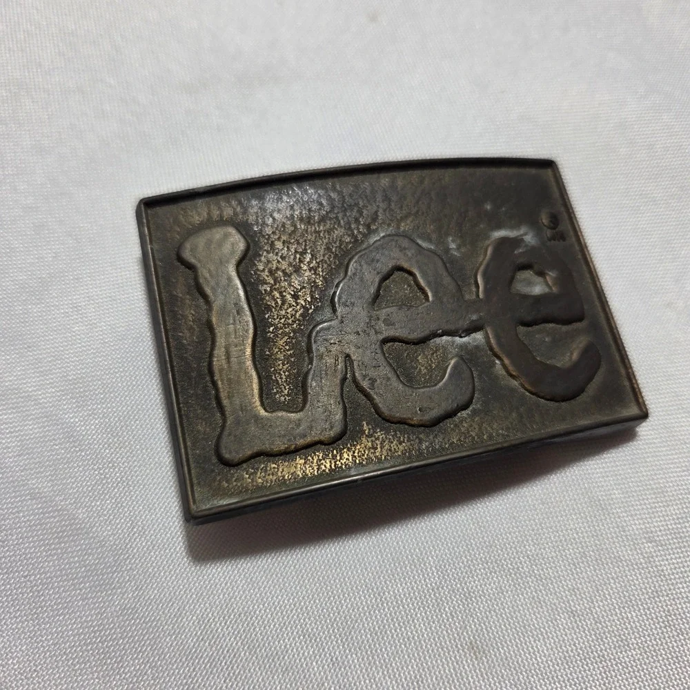 Vintage Lee Jeans Belt Buckle Brass‎ Tone Raised Logo Rectangle Western Workwear